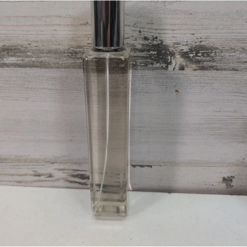 Bath and Body Works Cosmic WHITE Fine Fragrance Body Mist Spray 8oz RARE Retired